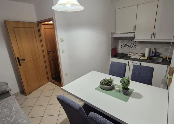 Marjetica 40 Daire *